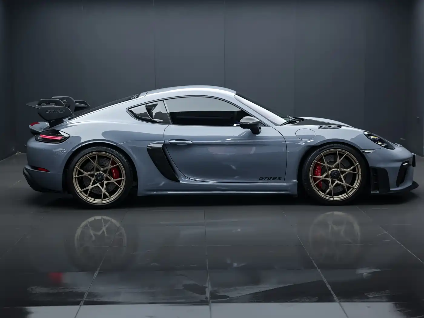 Porsche 718 2022 Cayman GT4 RS 4.0L фото 4