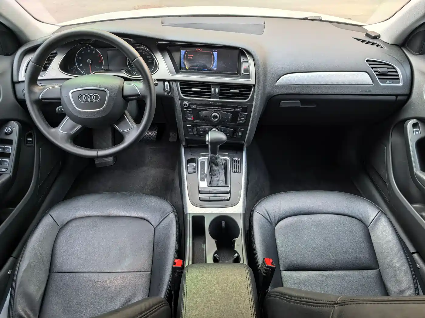 Audi A4L 2016 30 TFSI Collector's Edition Automatic Comfort фото 13