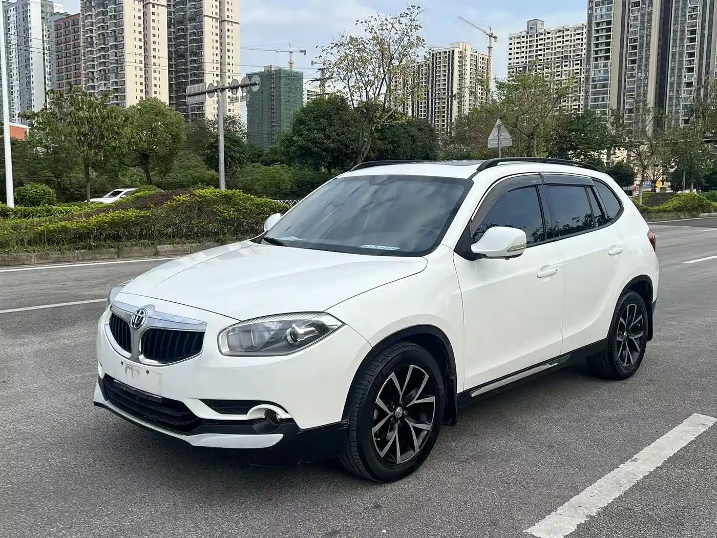 2015 Zhonghua V5