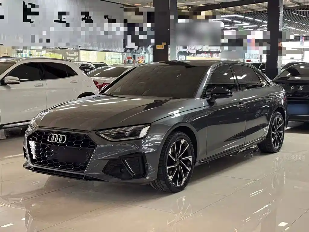 Audi A4L 2023 40 TFSI Luxury Sport