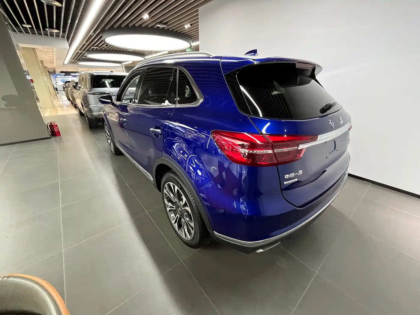 Photo 14 - Hongqi HS5