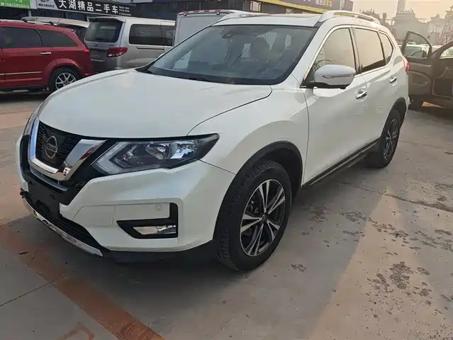 NISSAN QIJUN