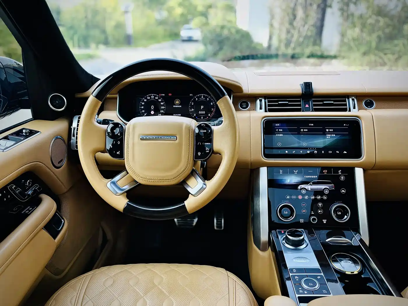 LAND ROVER RANGE ROVER