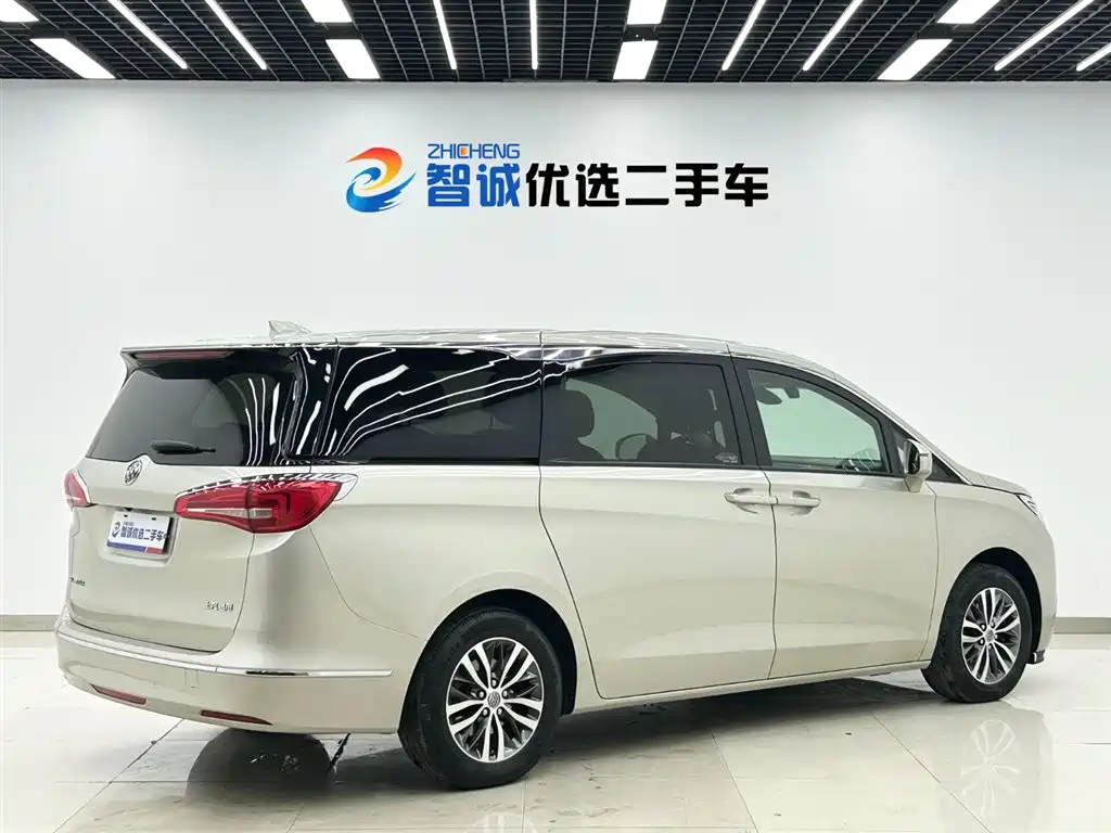 Buick GL8 2017 ES 28T Luxury China V фото 22