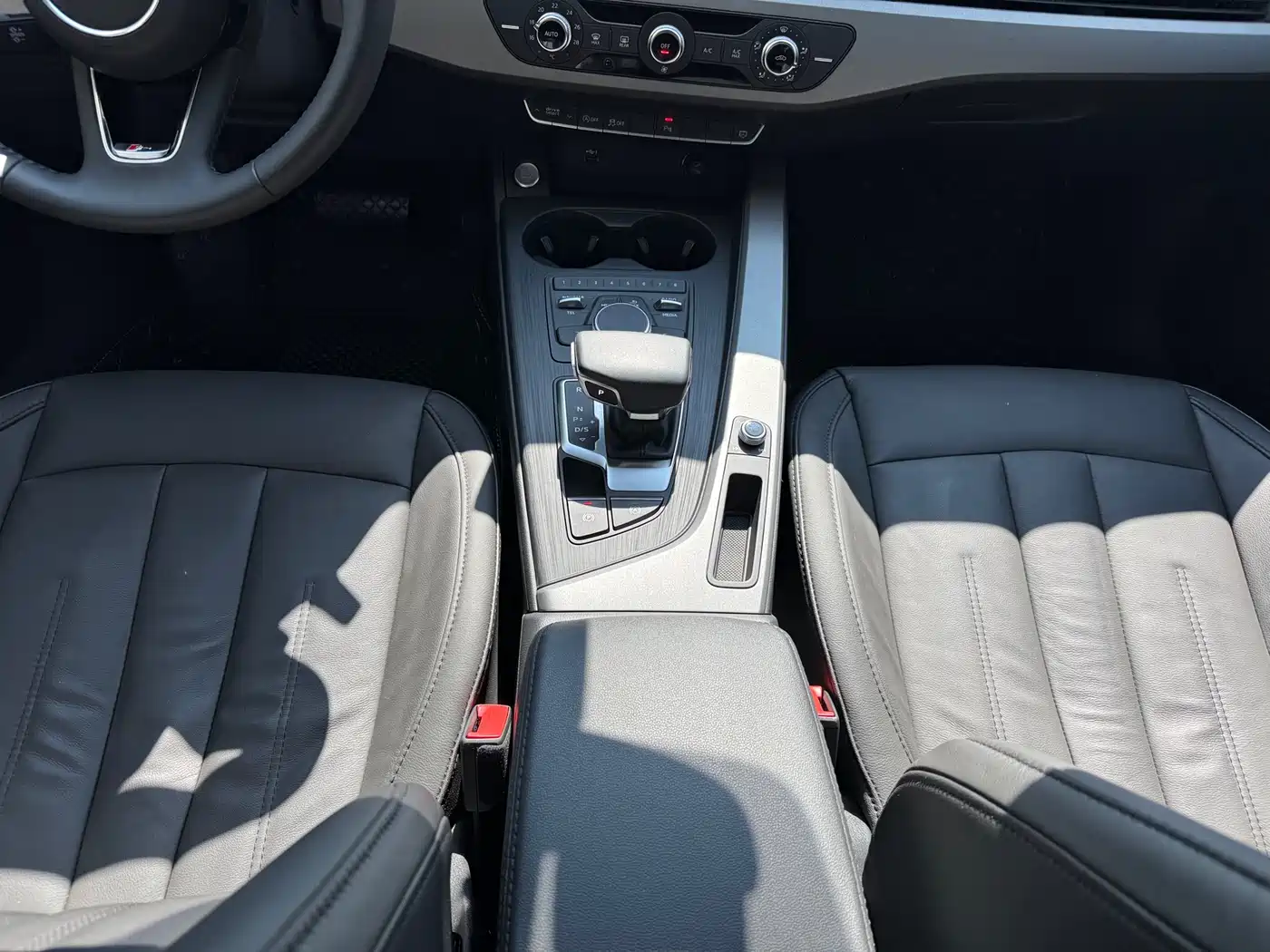 Audi A4L 2019 40 TFSI Progressive (China VI) фото 25