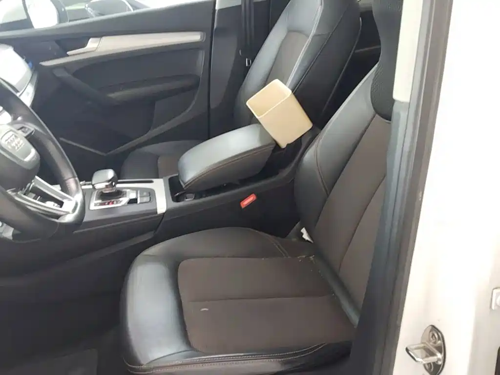 Фото 15 - Audi Q5L