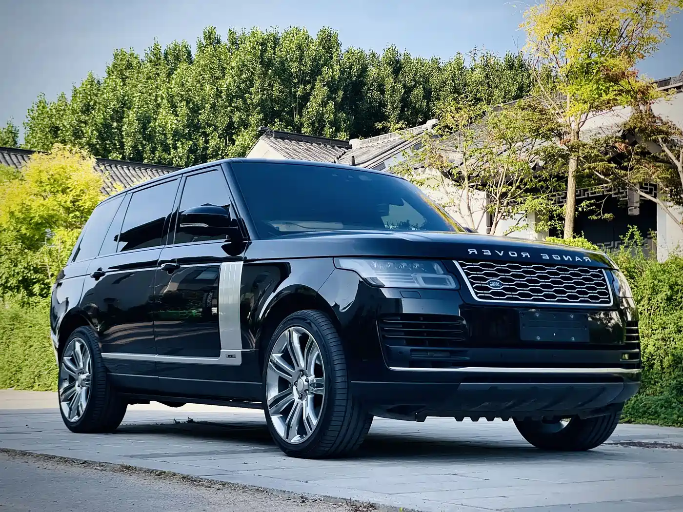 LAND ROVER RANGE ROVER