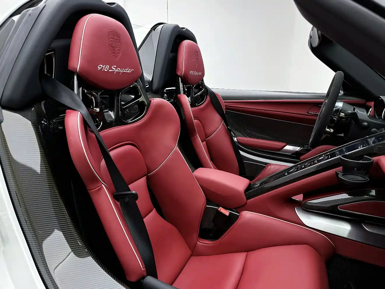 Porsche 918 Spyder 2016 2014 4.6L