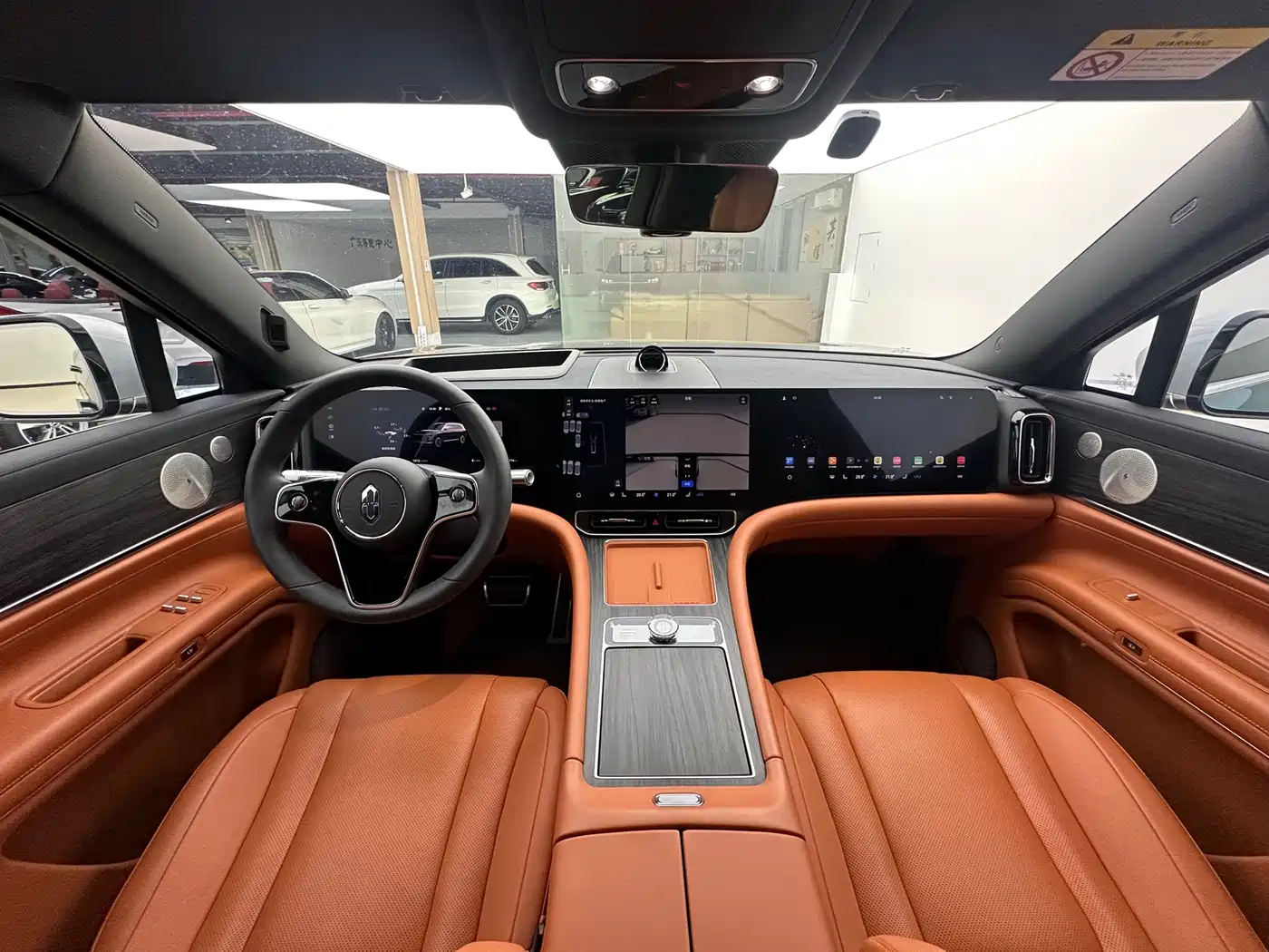 AITO Wenjie AITO M9 2024 Range Extender Max Edition 42kWh 6-seater фото 7