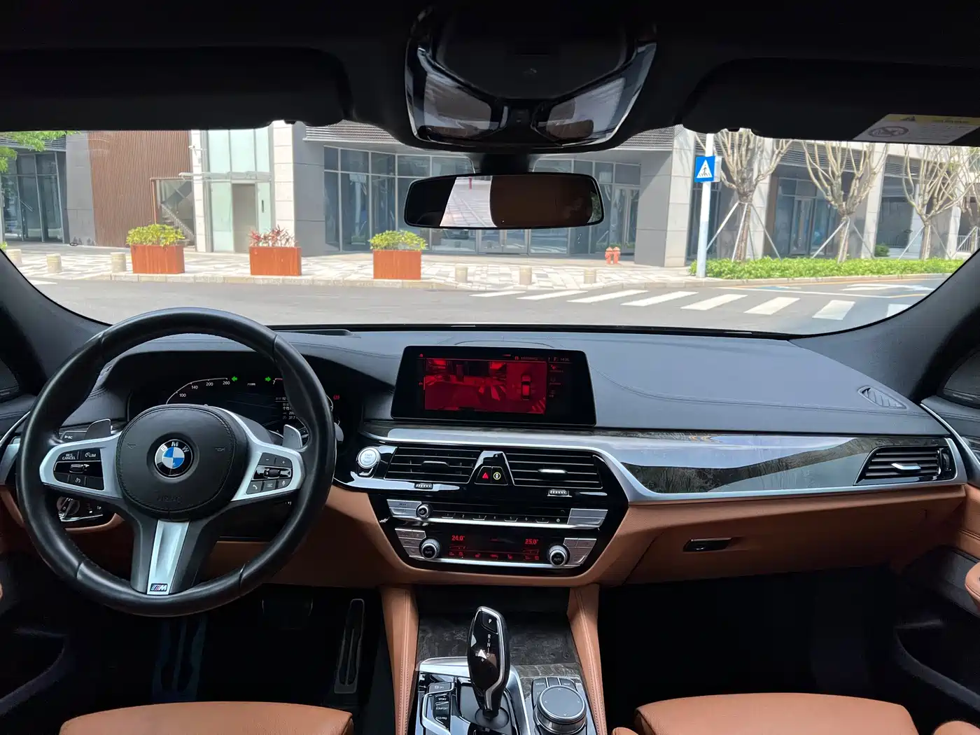 BMW 6 Series GT 2020 630i M Sport Package фото 11