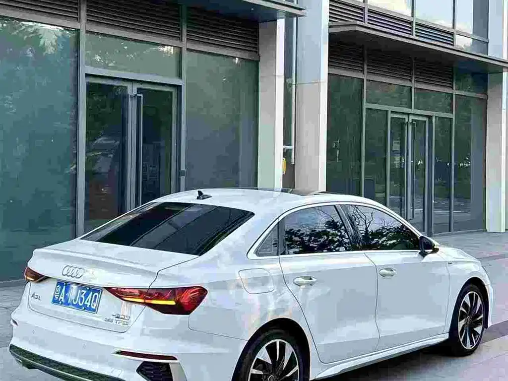 Фото 3 - Audi A3