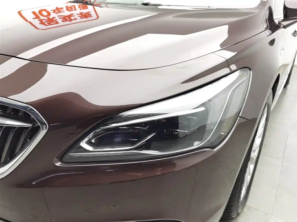BUICK LACROSSE