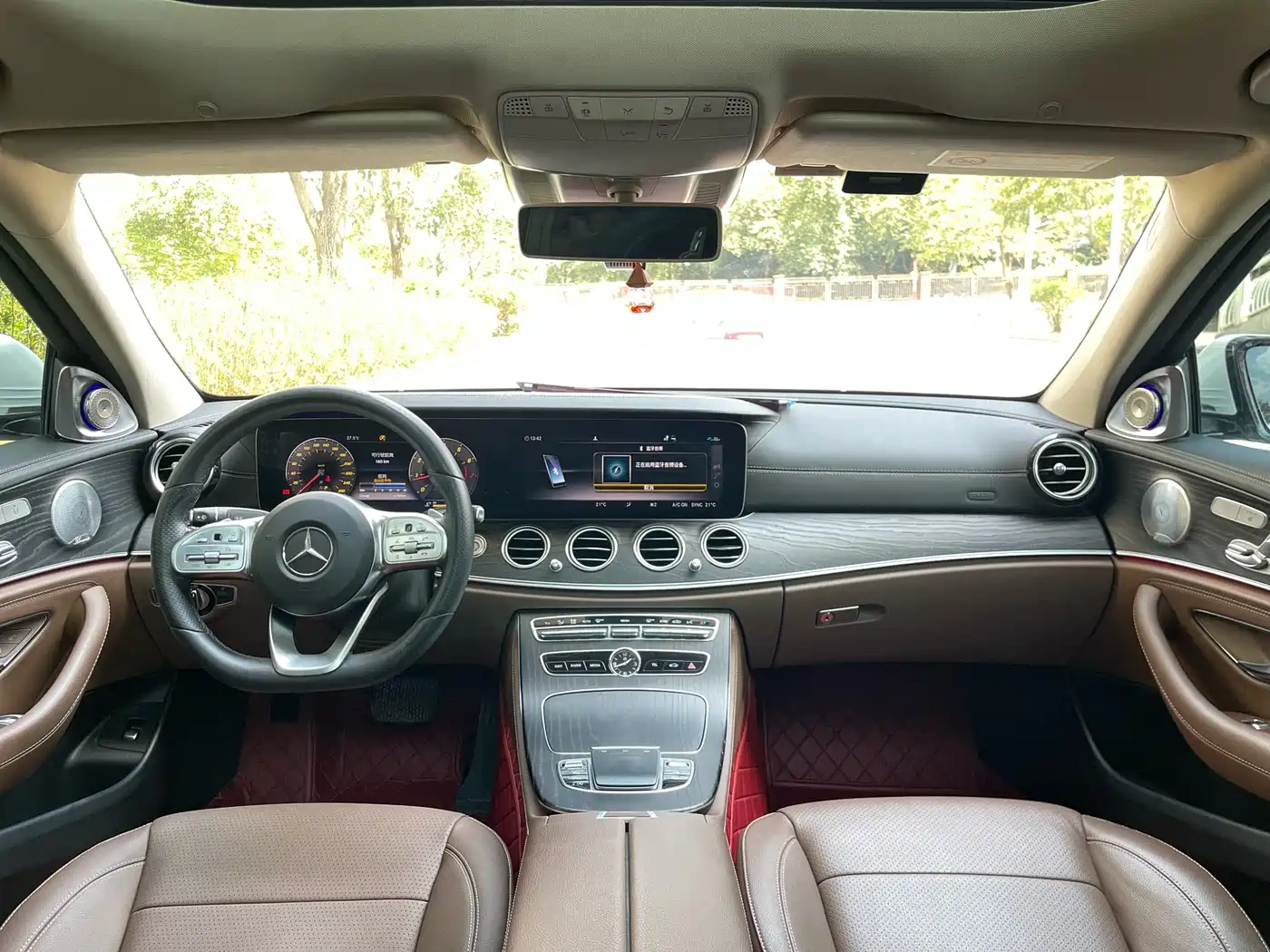 Mercedes-Benz E-Class 2020 Facelift E 300 L Sport Exclusive фото 13
