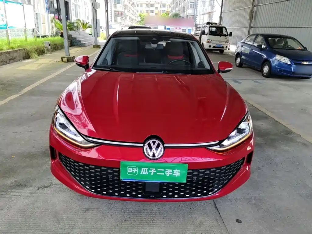 Photo 3 - Volkswagen Lamando