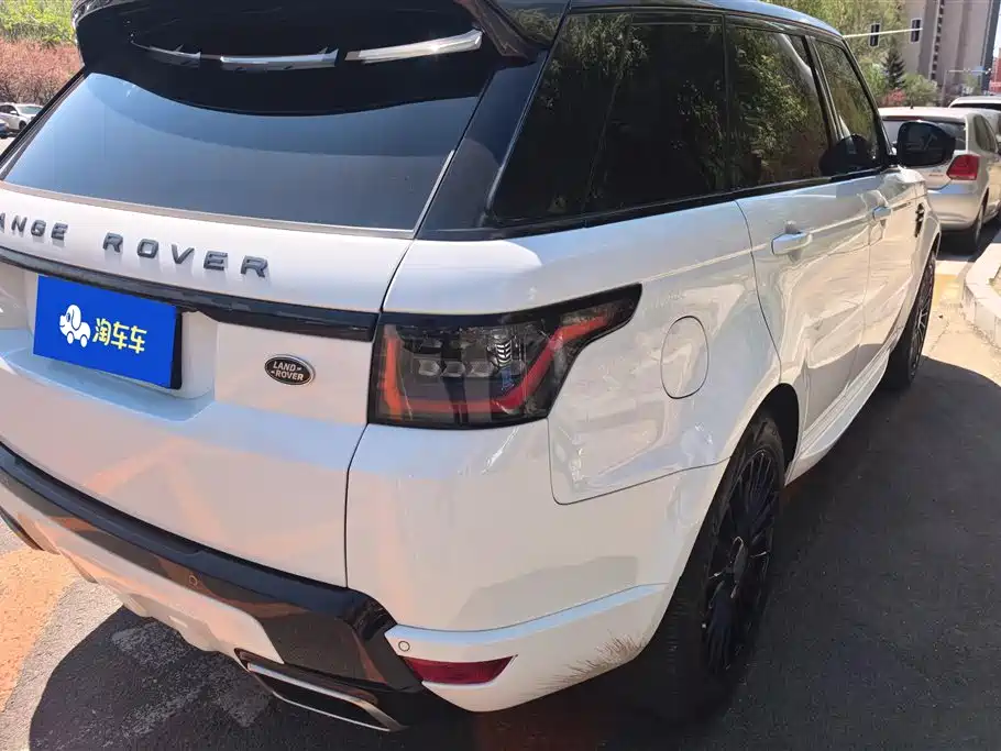 Land Rover Range Rover Sport 2020 3.0 L6 HSE DYNAMIC фото 3