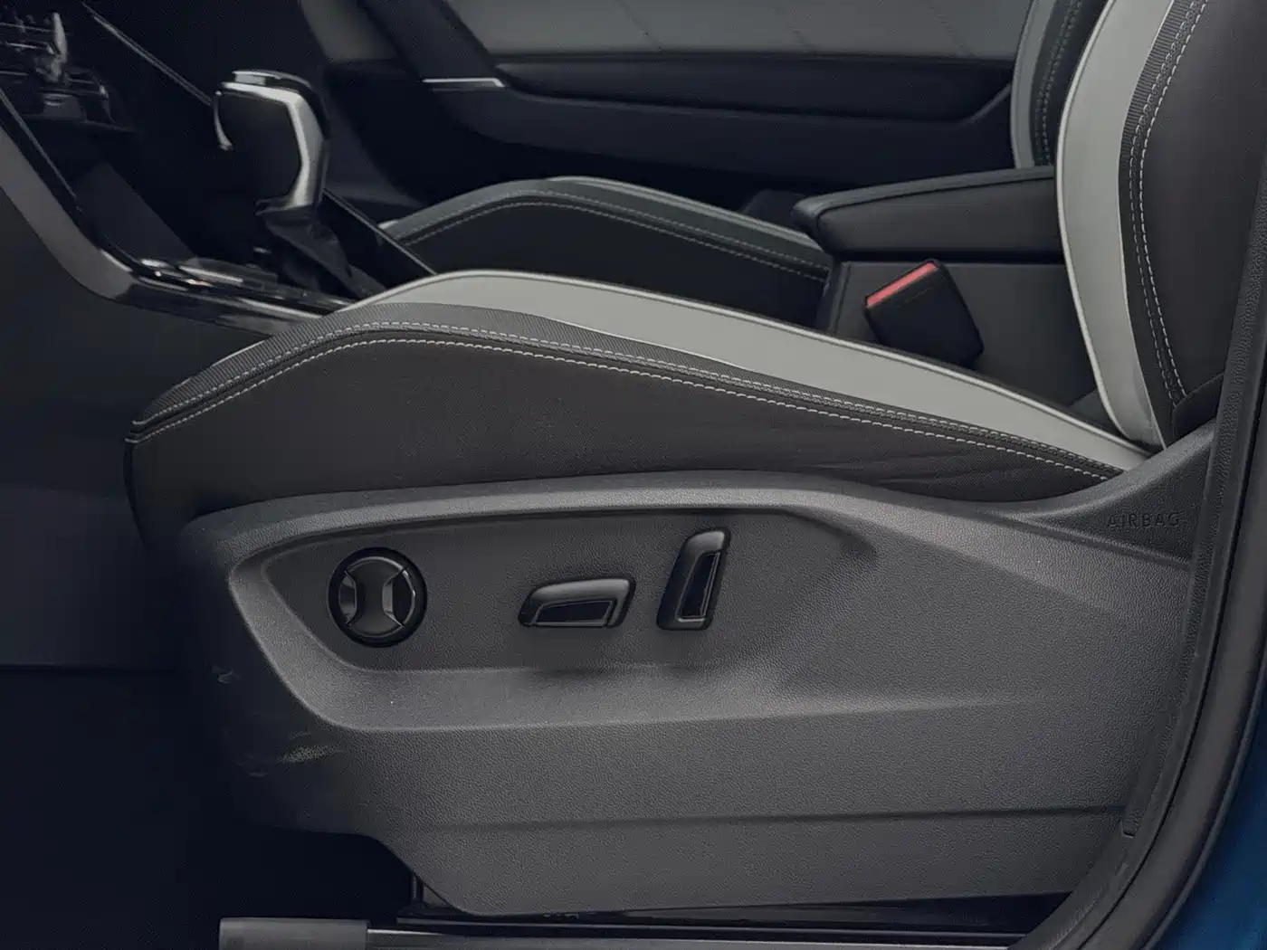Volkswagen Tayron 2023 280TSI 2WD Luxury Plus Advanced Edition фото 21