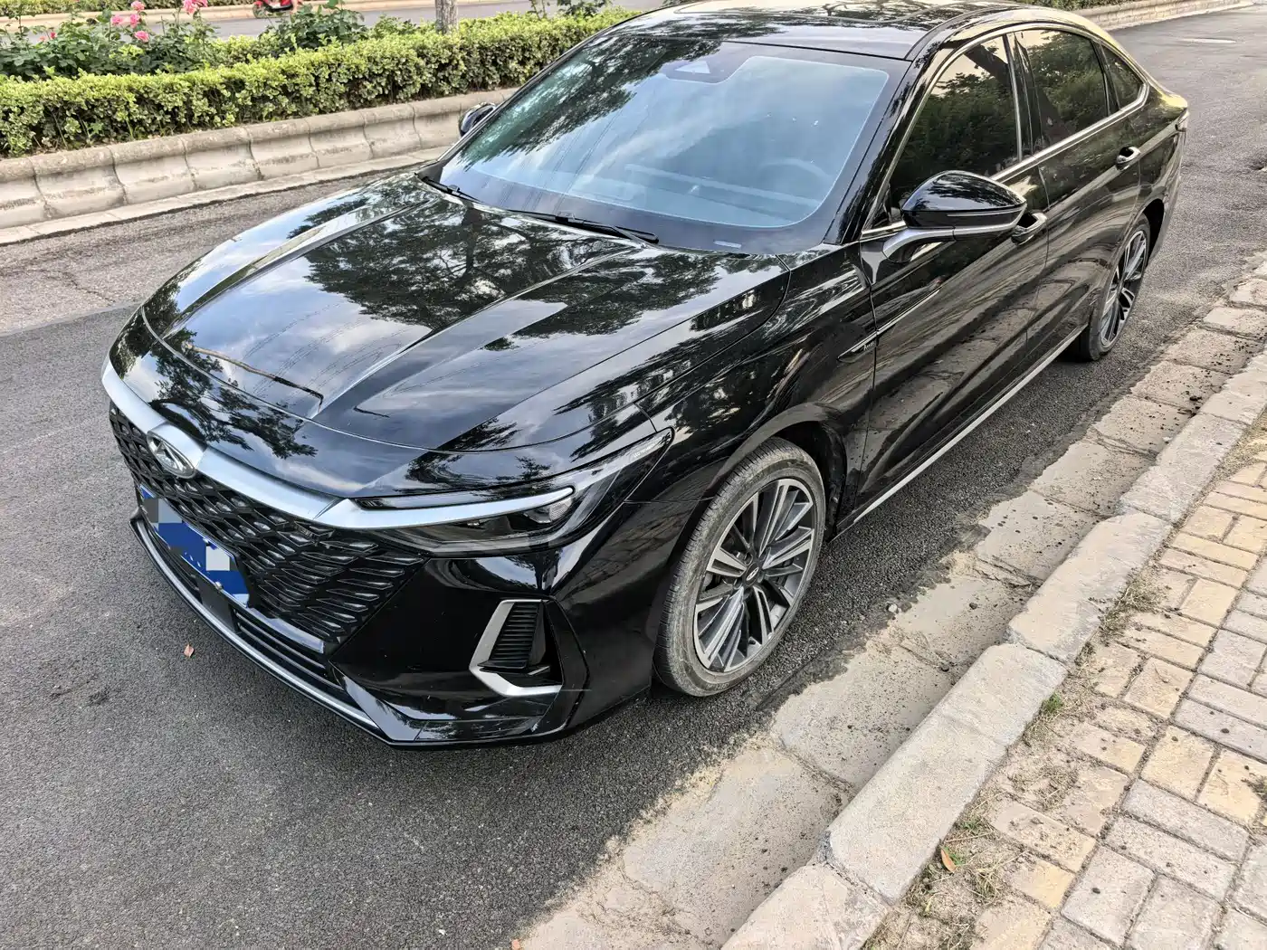 Chery Arrizo 8 2022 1.6T DCT Yi