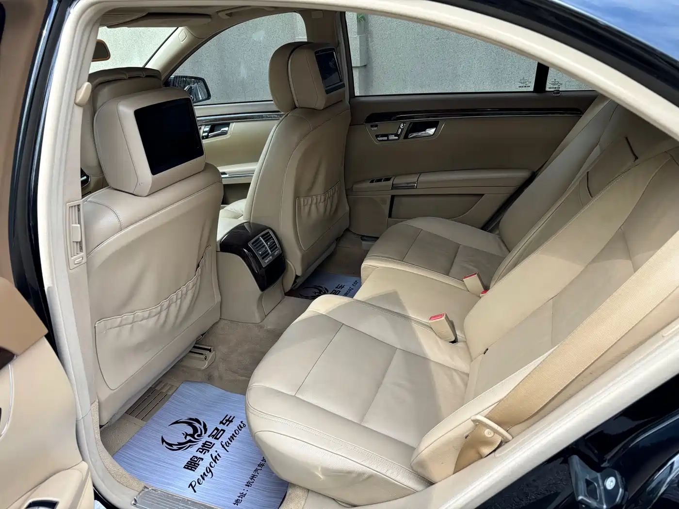 Mercedes-Benz S-Class 2012 S 300 L Luxury Grand Edition фото 9