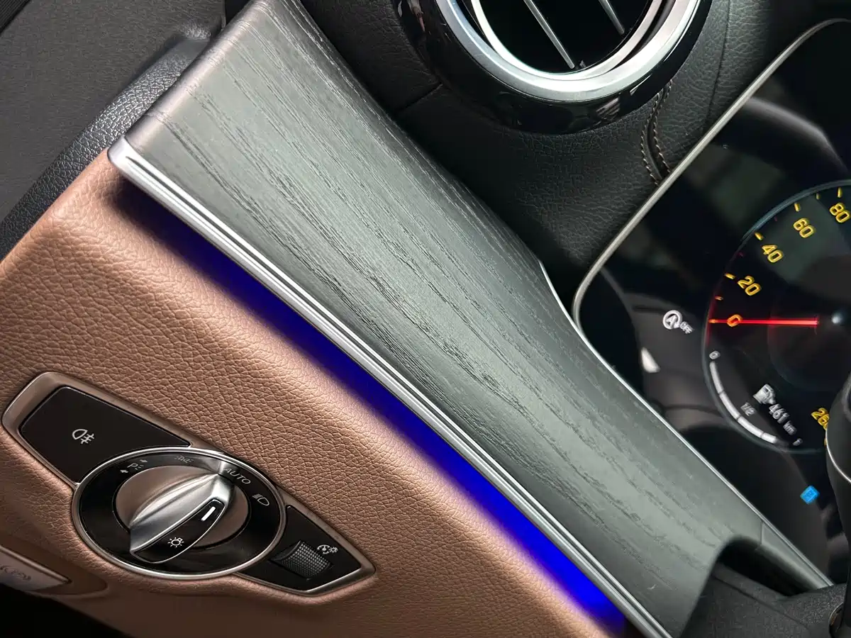Mercedes-Benz E-Class 2023 Facelift E 260 L Sport фото 17
