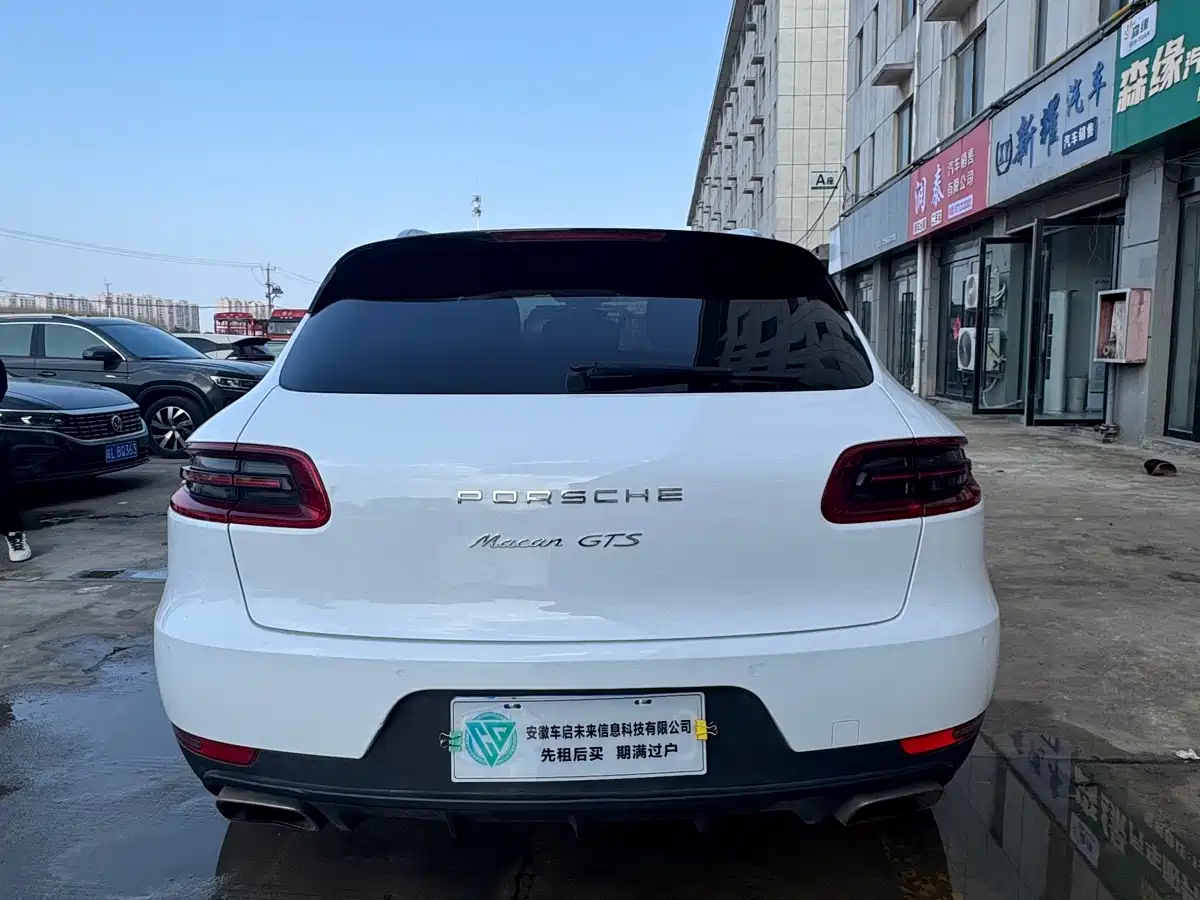 Porsche Macan 2017 Macan 2.0T фото 9
