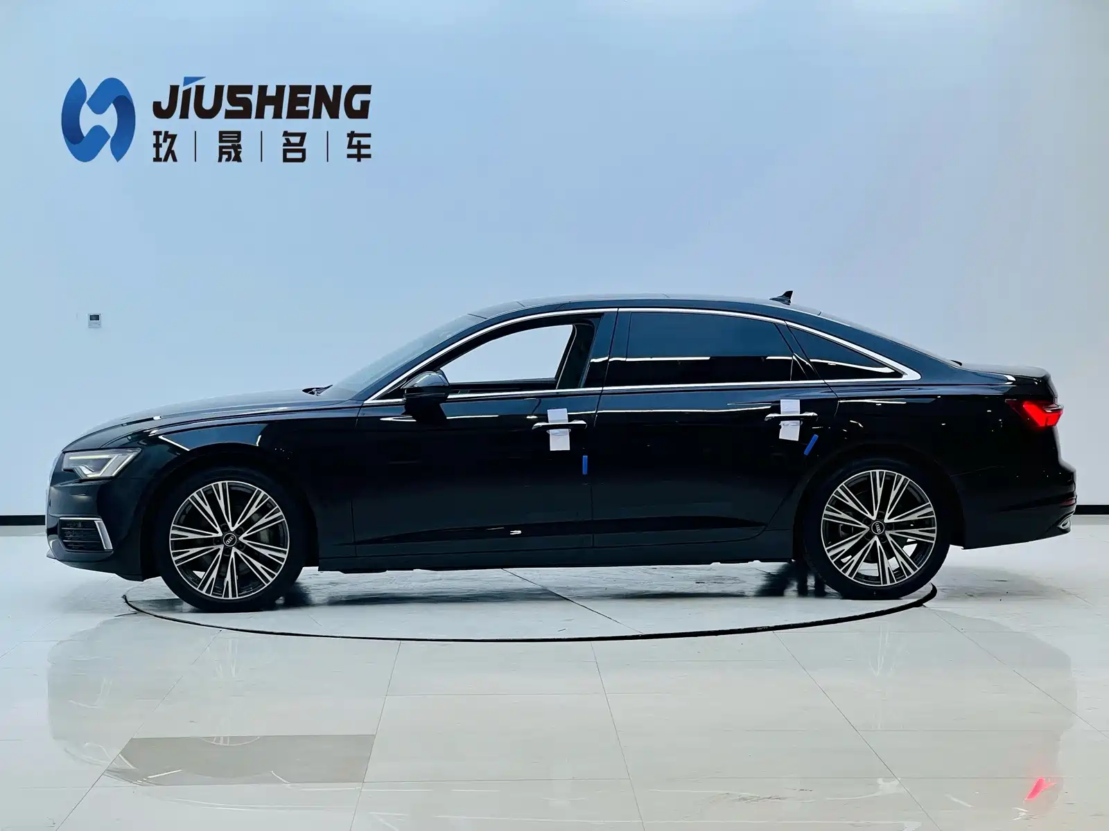 Photo 3 - Audi A6L