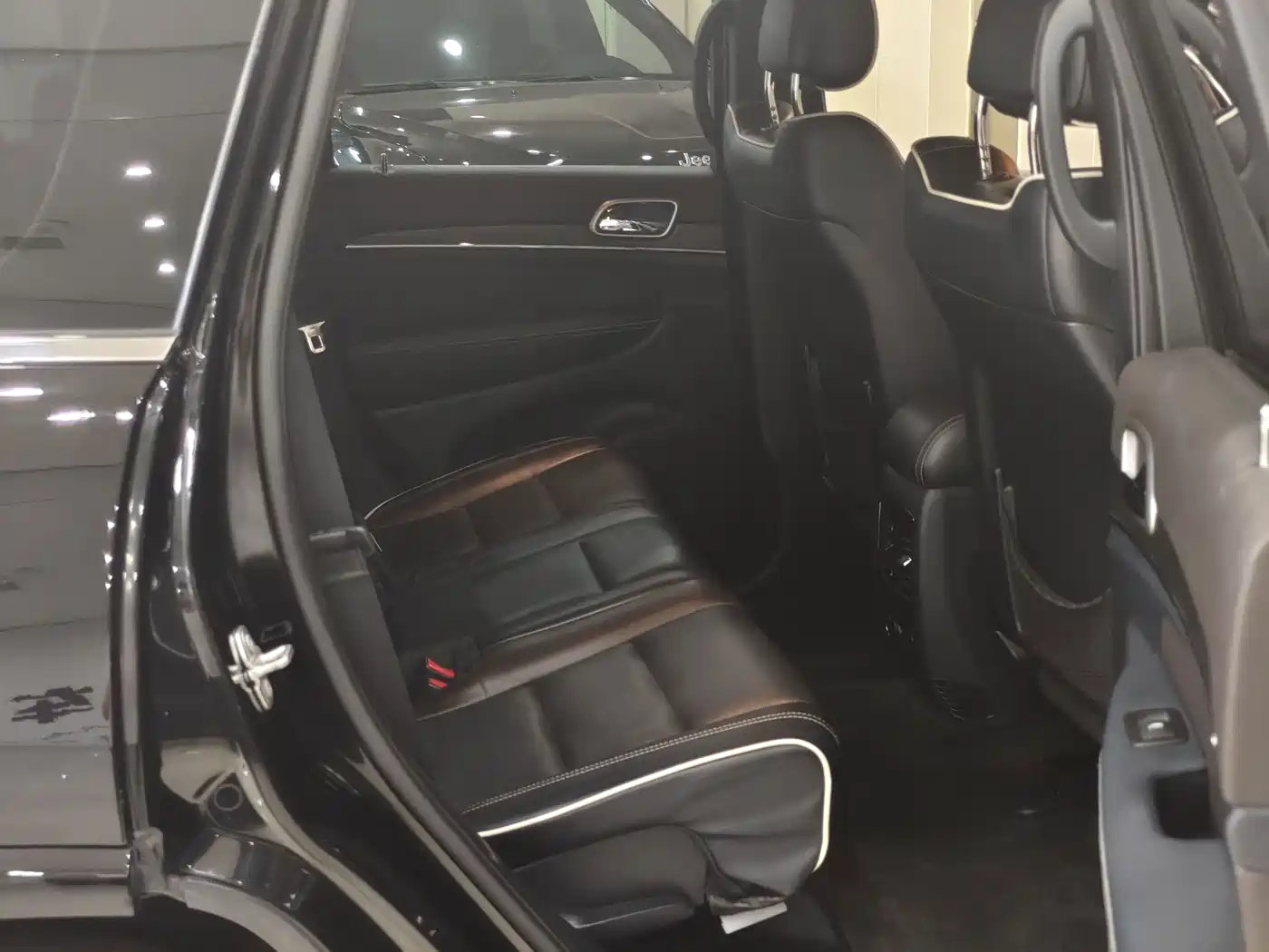 Jeep Grand Cherokee (Import) 2019 2017 3.6L Luxury Navigation Edition