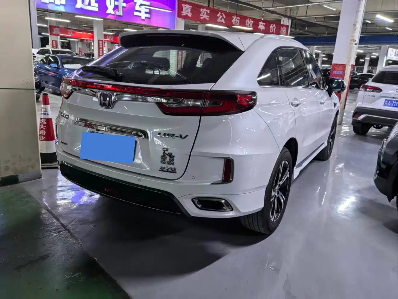 Фото 20 - Honda UR-V