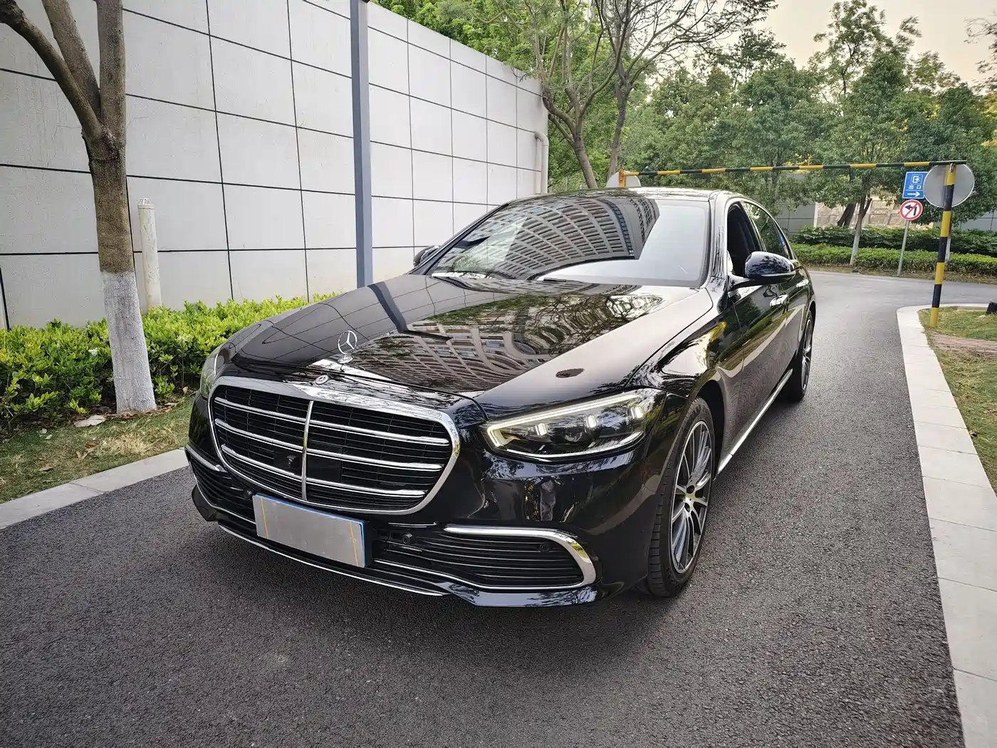  Mercedes-Benz Mercedes-Benz S-Class 2024 S 400 L Business Edition