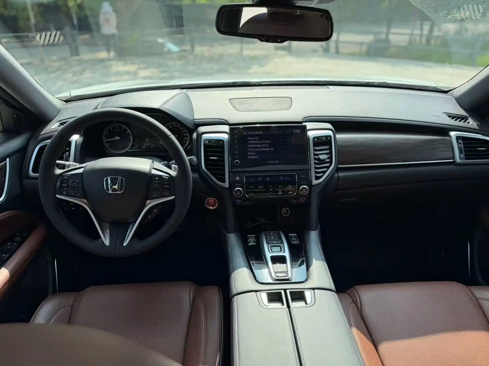 Фото 9 - Honda UR-V