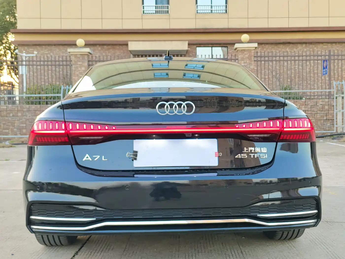 AUDI A7L