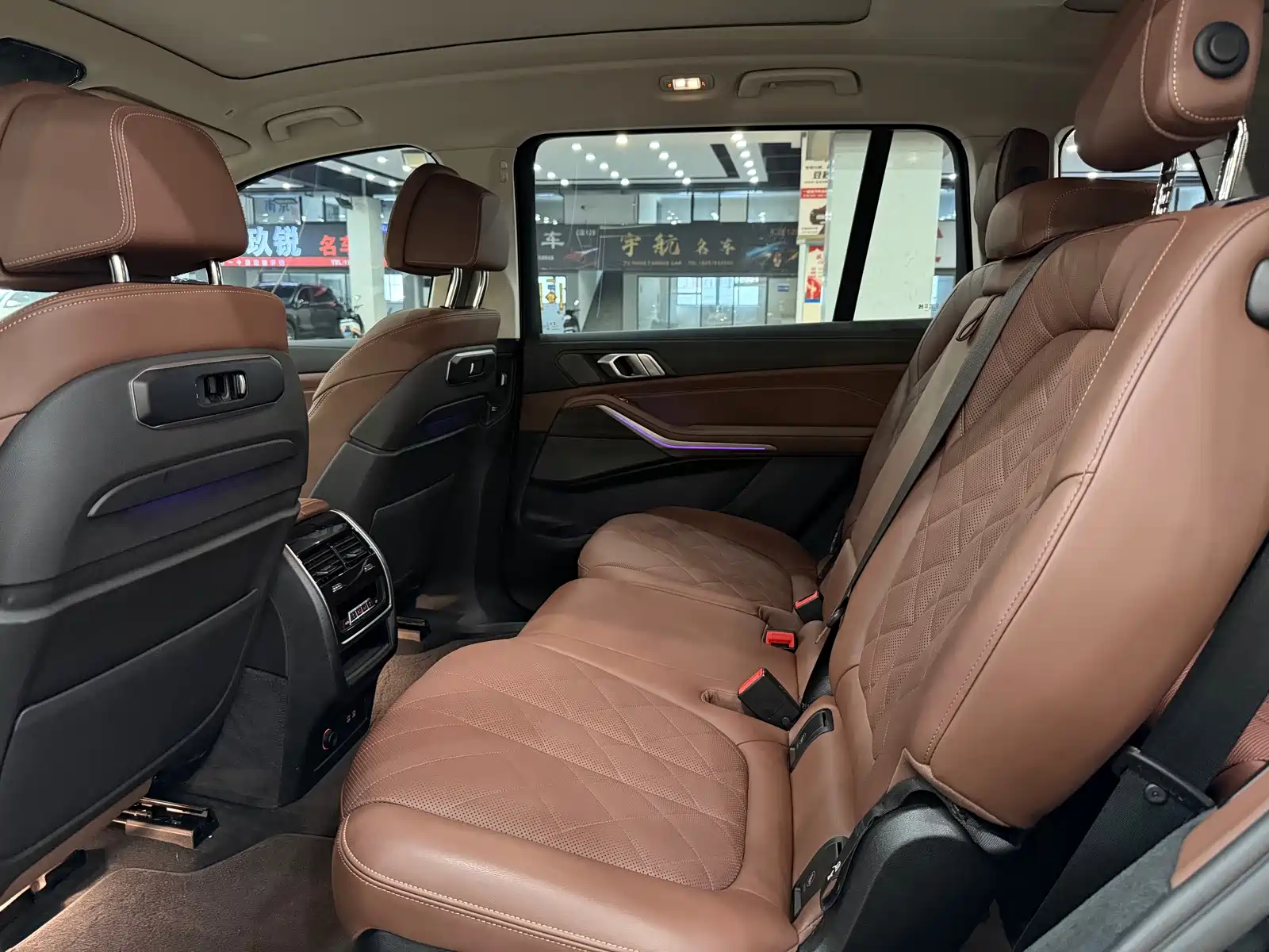 Photo 4 - BMW X7