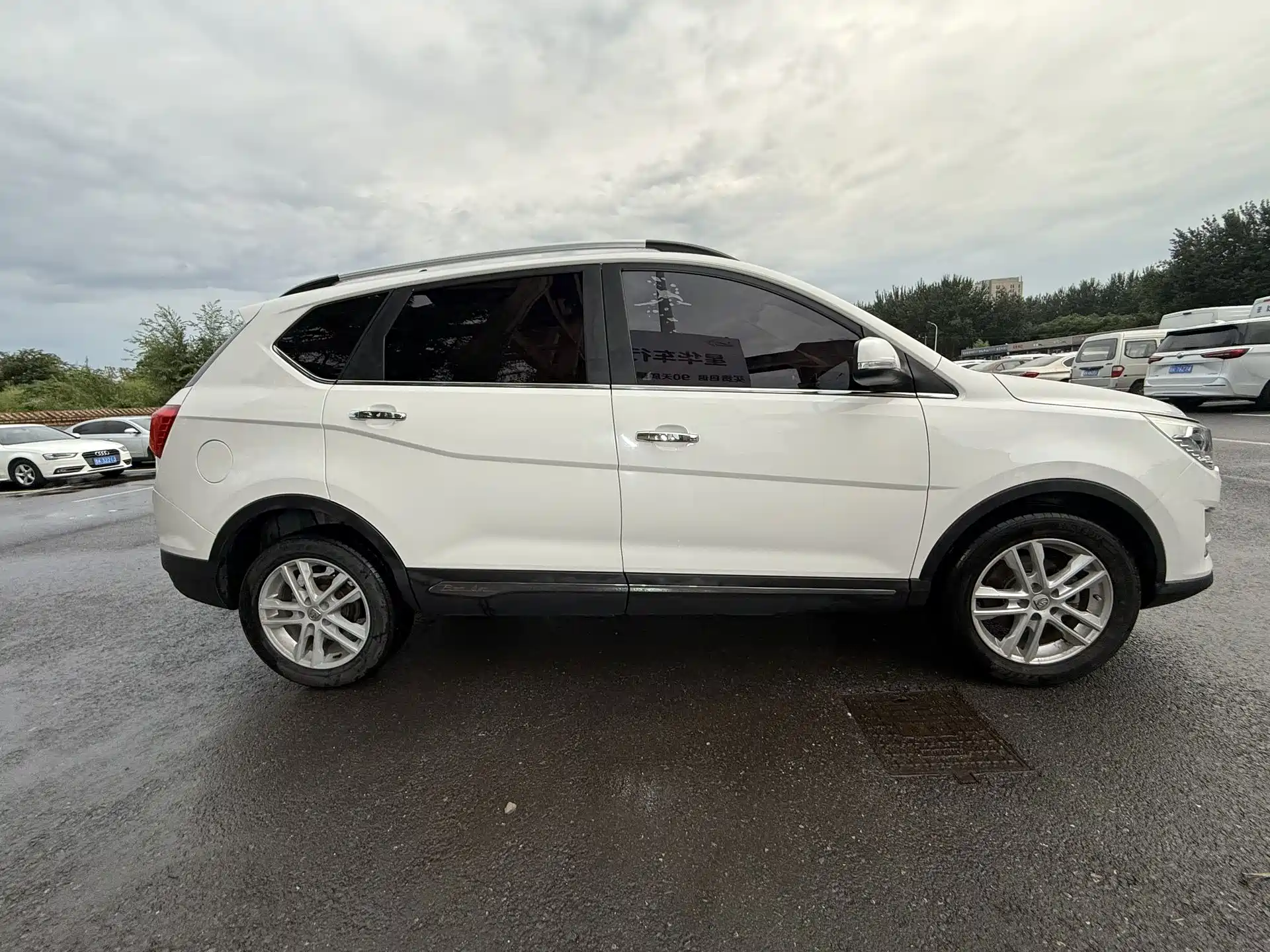 Фото 9 - Baojun 560