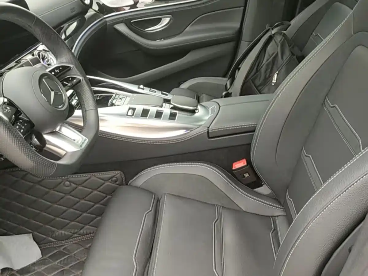 MERCEDES-BENZ AMG GT