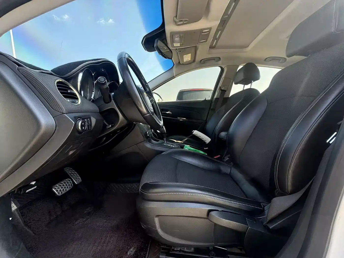 Chevrolet Cruze 2013 Hatchback 1.6T Automatic Flagship фото 15