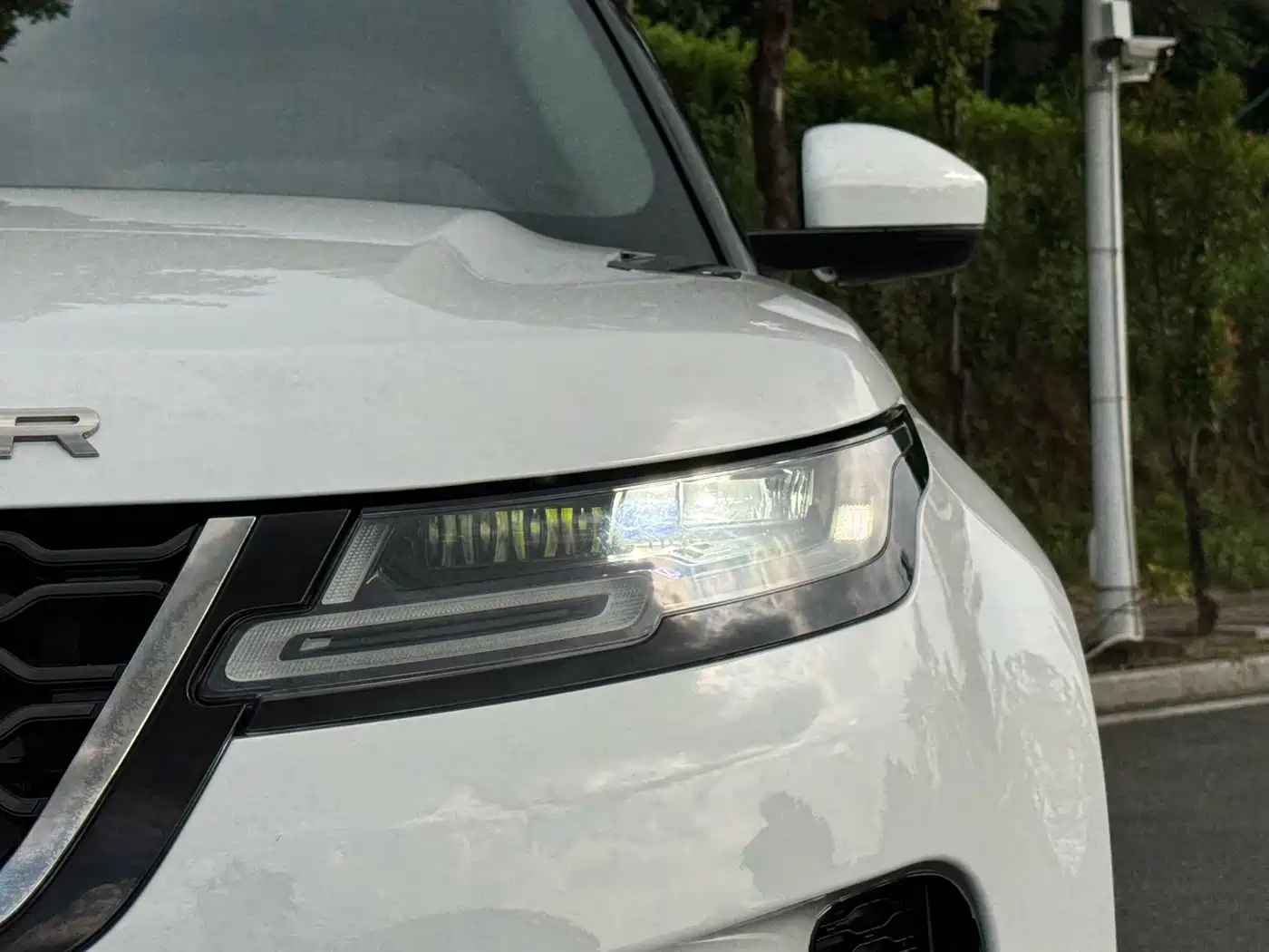 Land Rover Range Rover Evoque 2022 Range Rover Evoque L 200PS R-Dynamic Standard Elite Edition фото 4
