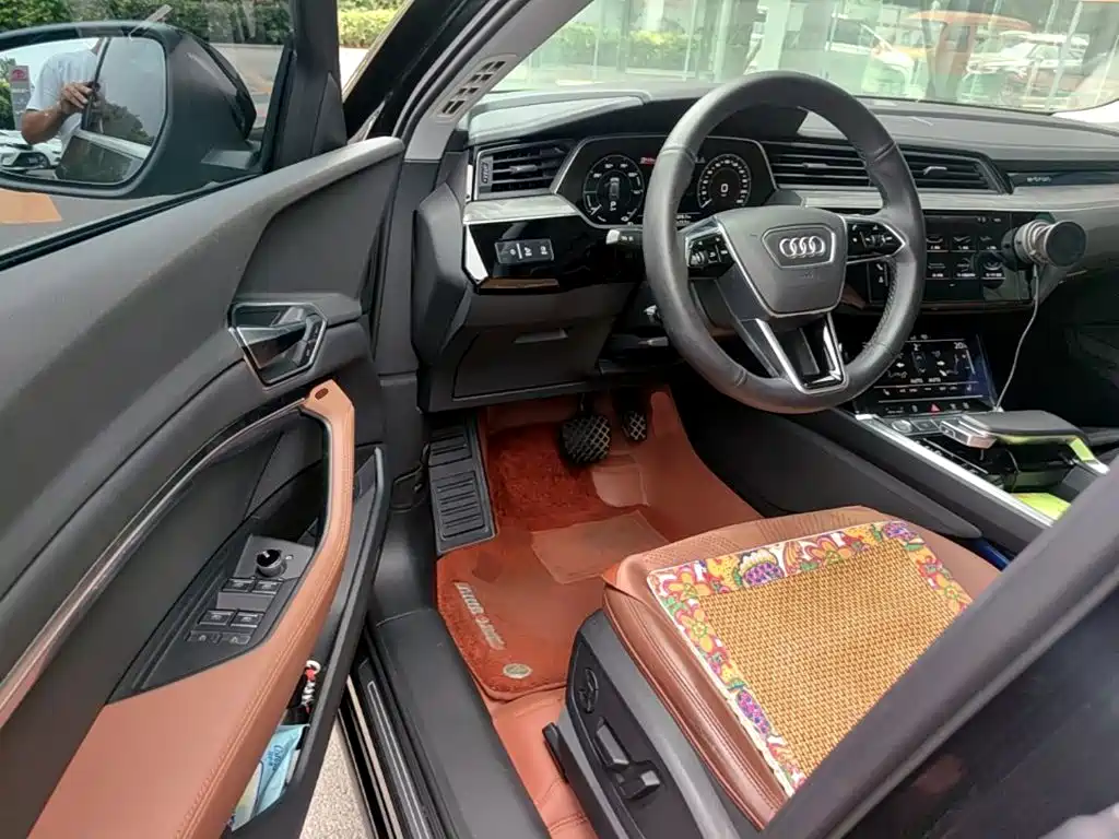 Audi e-tron (Import) 2020 2019 55 quattro Fashion
