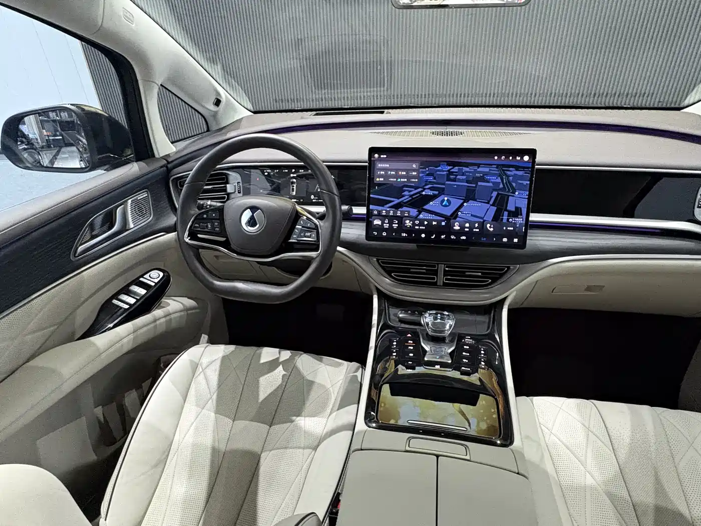 Denza D9 2025 2024 DM-i 980 AWD Flagship