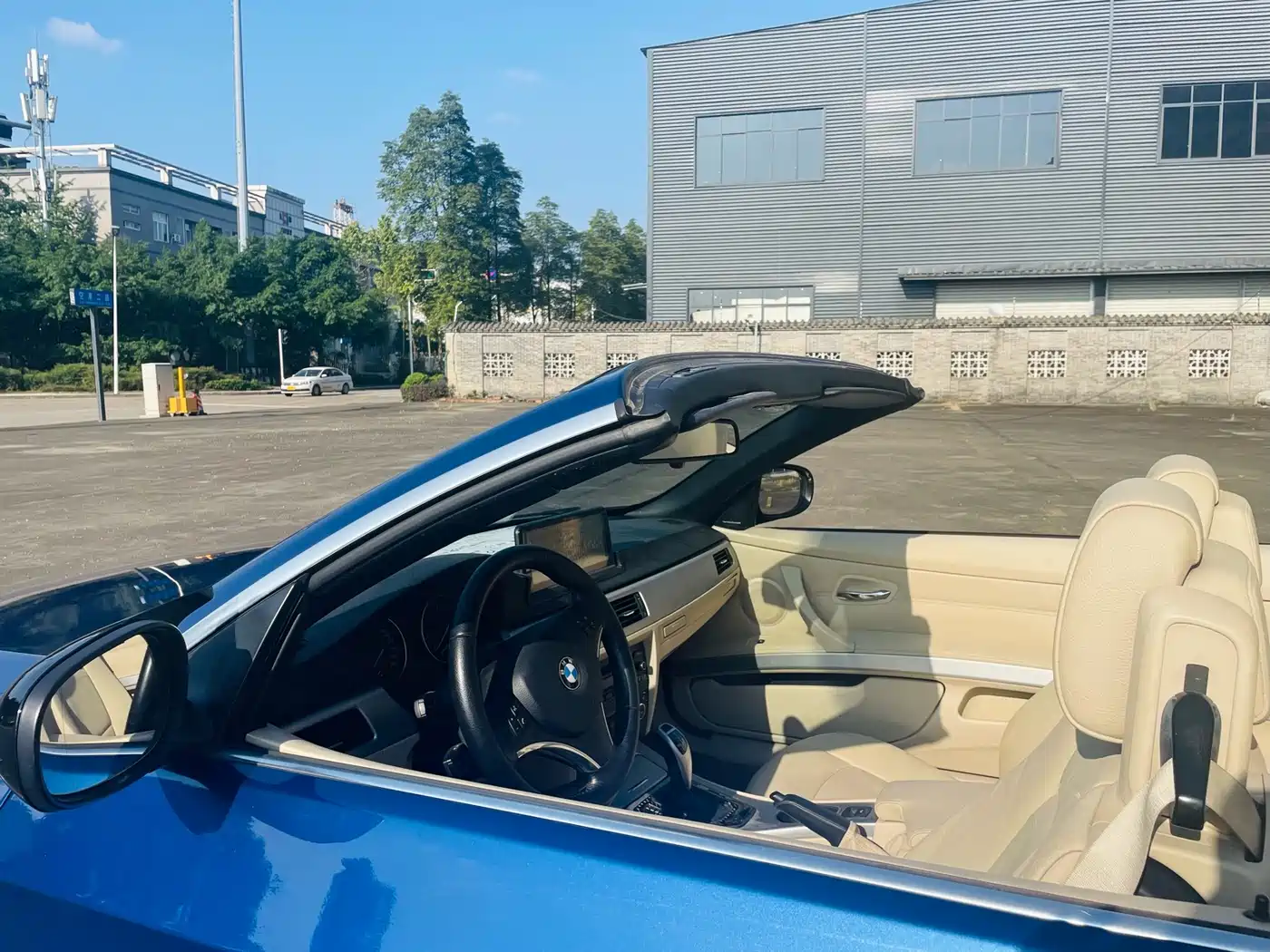 BMW 3 Series (Import) 2011 325i Convertible Coupe фото 12