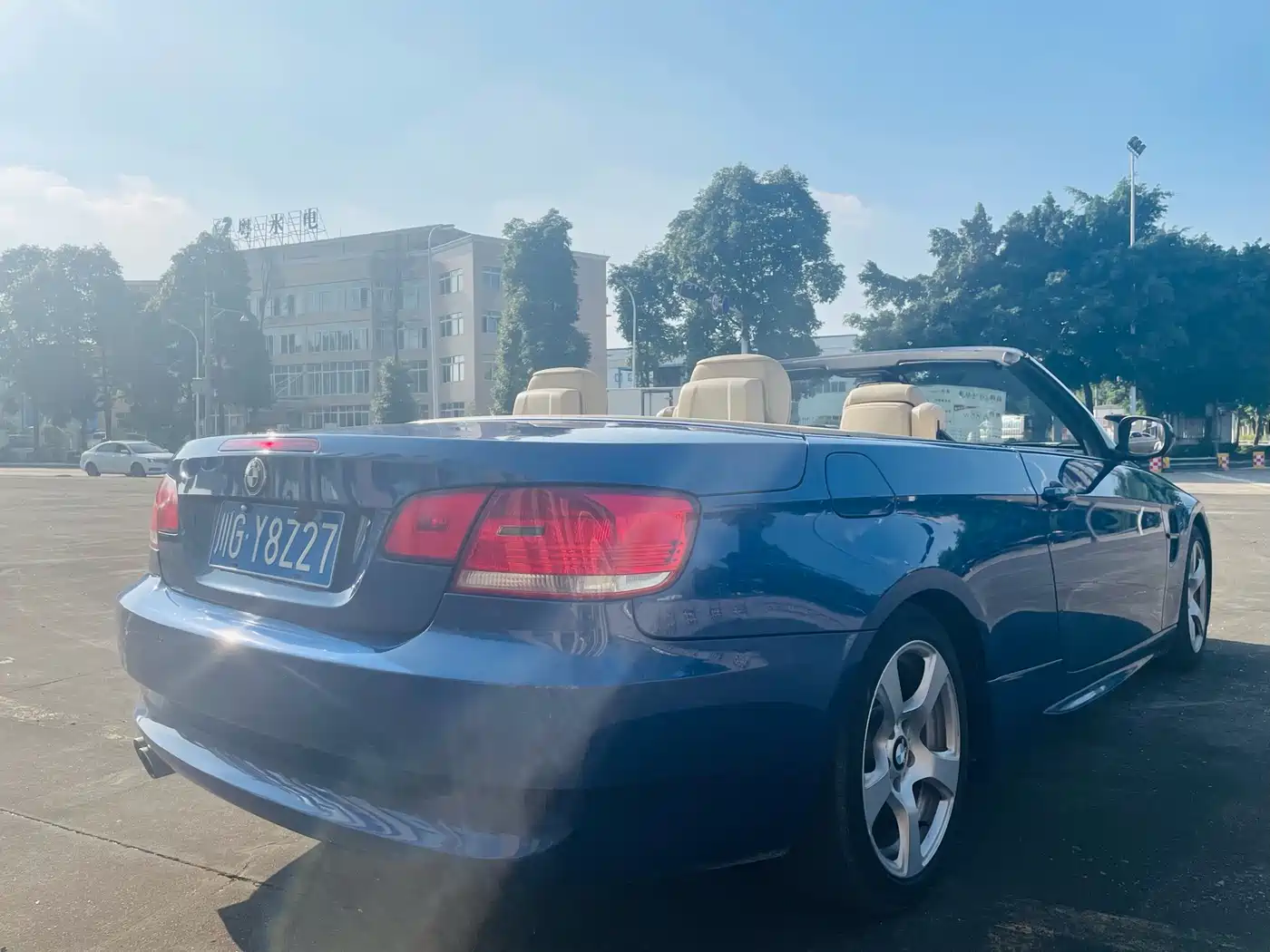 BMW 3 Series (Import) 2011 325i Convertible Coupe фото 23