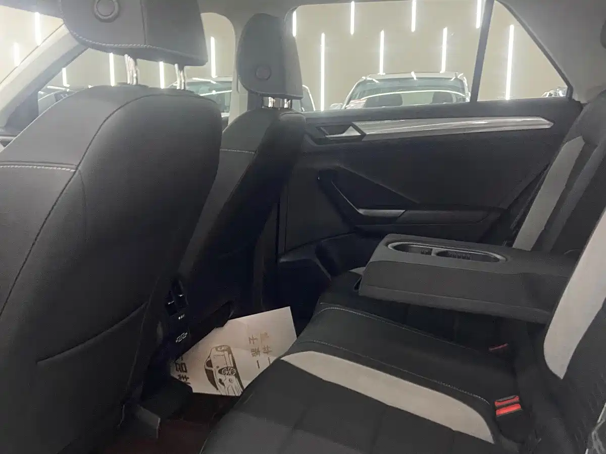 Volkswagen T-ROC 2022 2022 280TSI DSG 2WD Elite PLUS