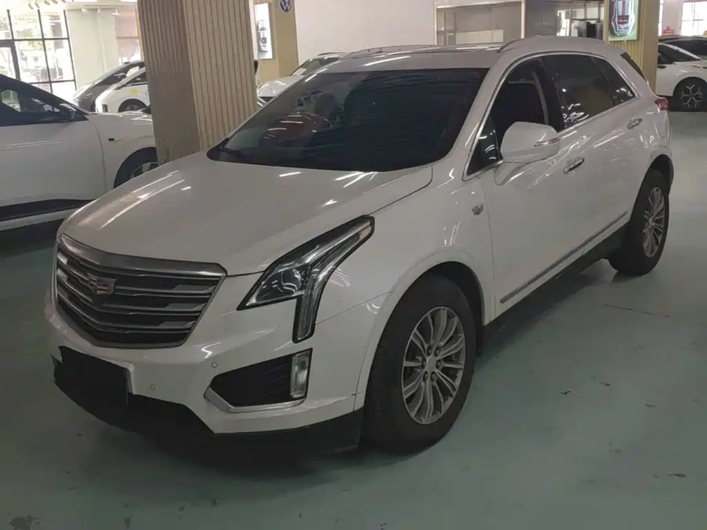 Cadillac XT5 2017 2016 25T Luxury Model