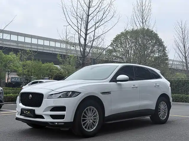 JAGUAR F PACE