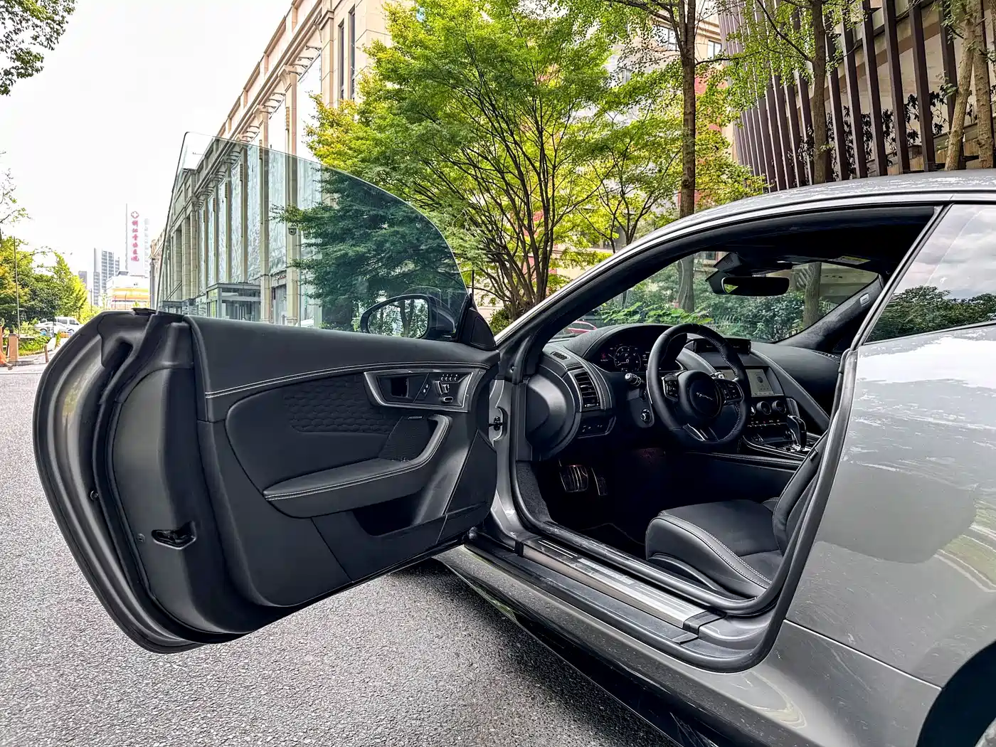 Jaguar F-TYPE 2023 2023 Model P300 Hardtop R-DYNAMIC BLACK
