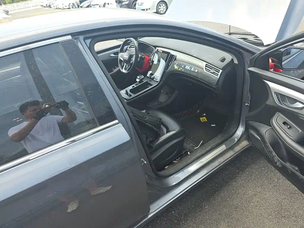 Roewe i6 MAX 2021 2020 300TGI Auto Cool Panoramic Sunroof Edition