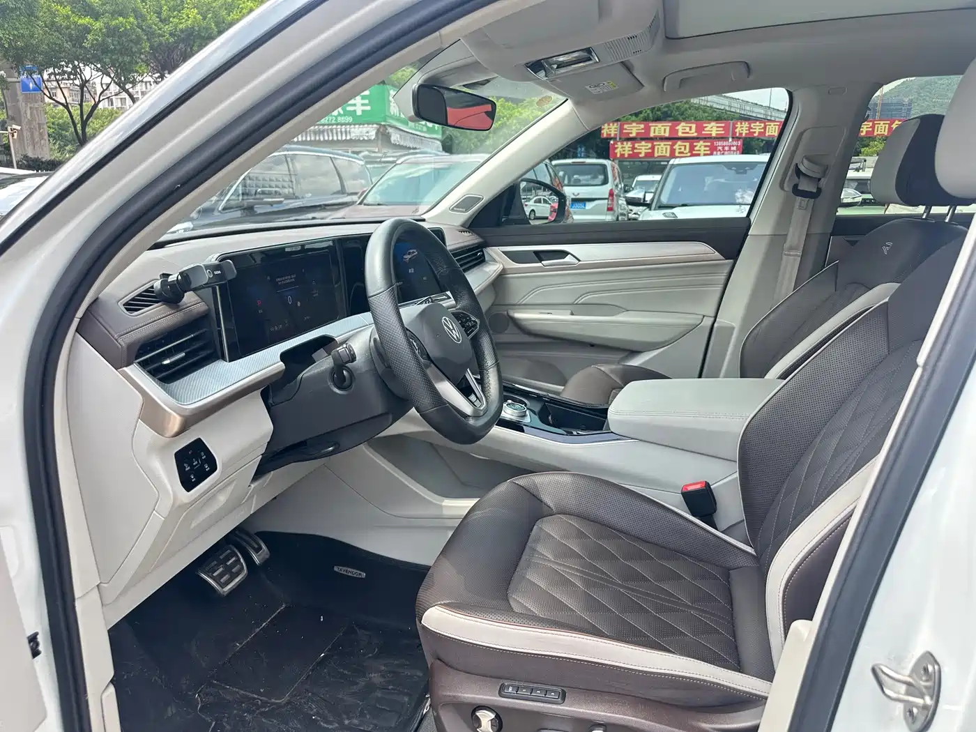 Фото 8 - Volkswagen Talagon