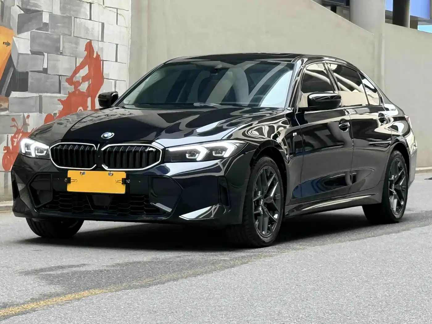 BMW 3 Series 2026 330Li M Sport Shadowline Package