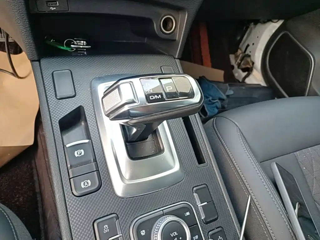 Haval H6 Coupe 2020 2020 Smart Connect Edition 1.5T Automatic 2WD Elite