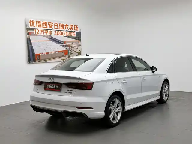Audi A3 2020 Limousine 35 TFSI Fashion China VI — фото 2