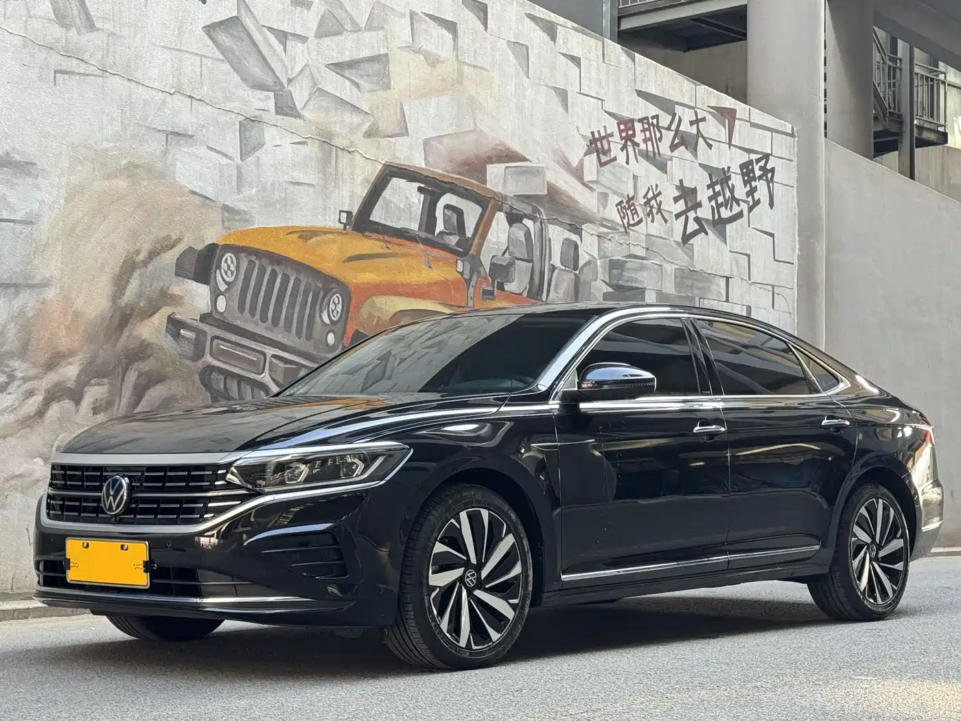 Volkswagen Passat 2023 330TSI Luxury Edition
