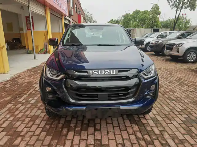  Isuzu D-MAX 2023 1.9T Auto 4WD V-CROSS Yue Ling Edition